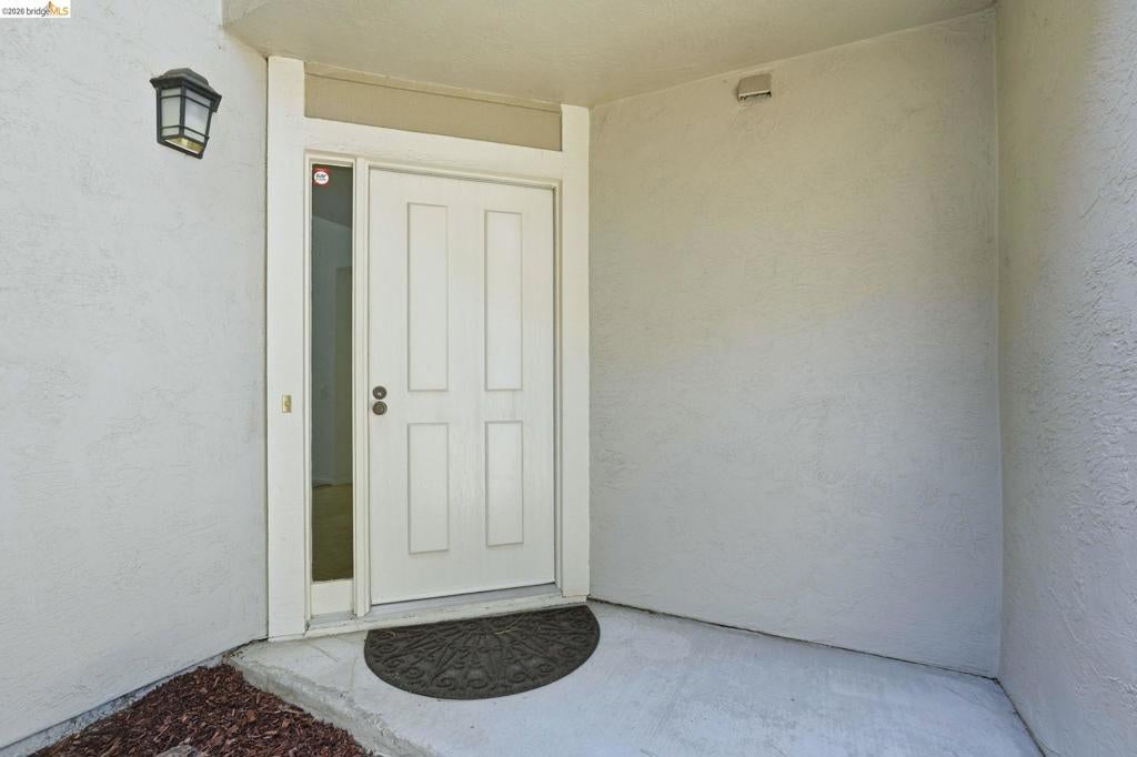 2231 Heathrow Pl