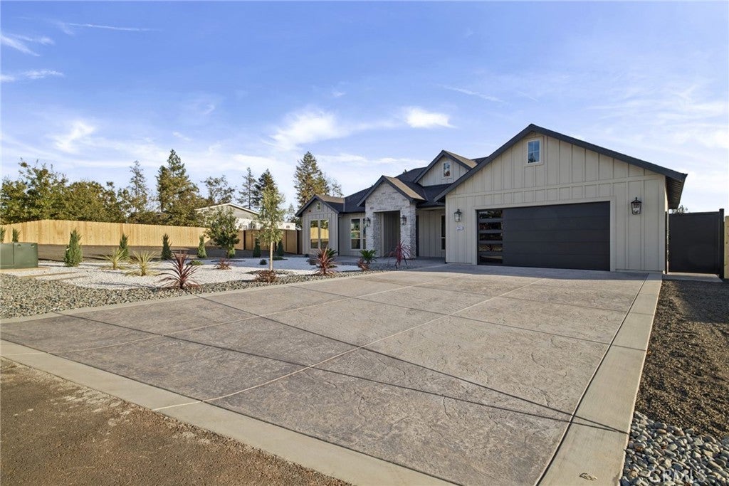 2214 Thornburg Road