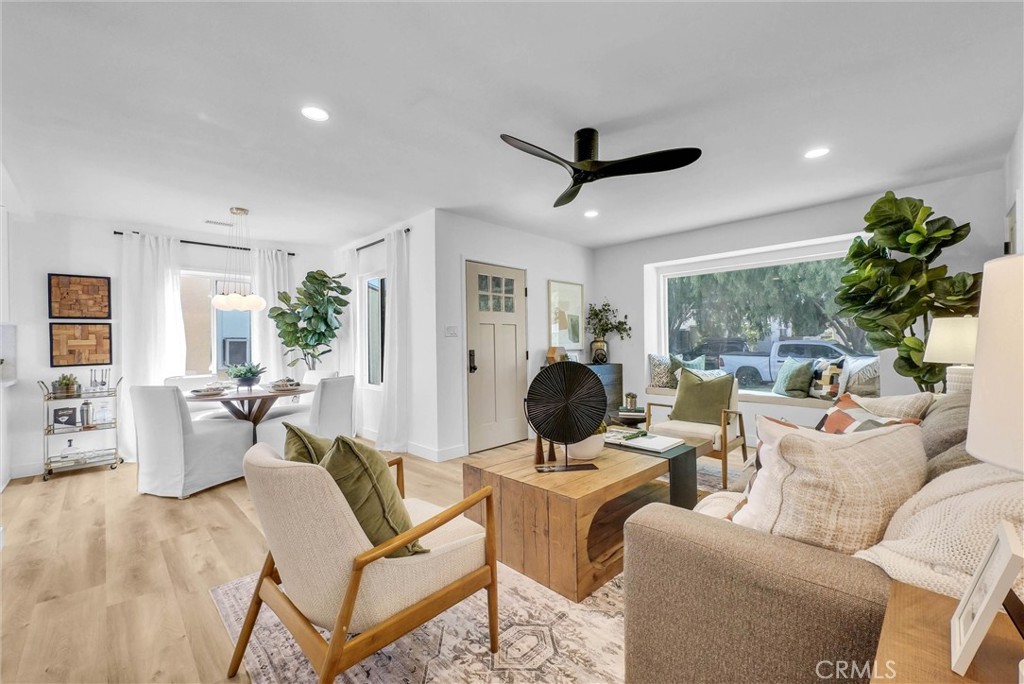 Wrigley Area (WR) - Residential