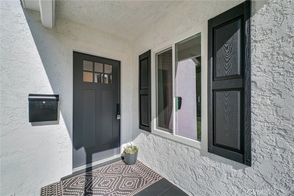 Wrigley Area (WR) - Residential