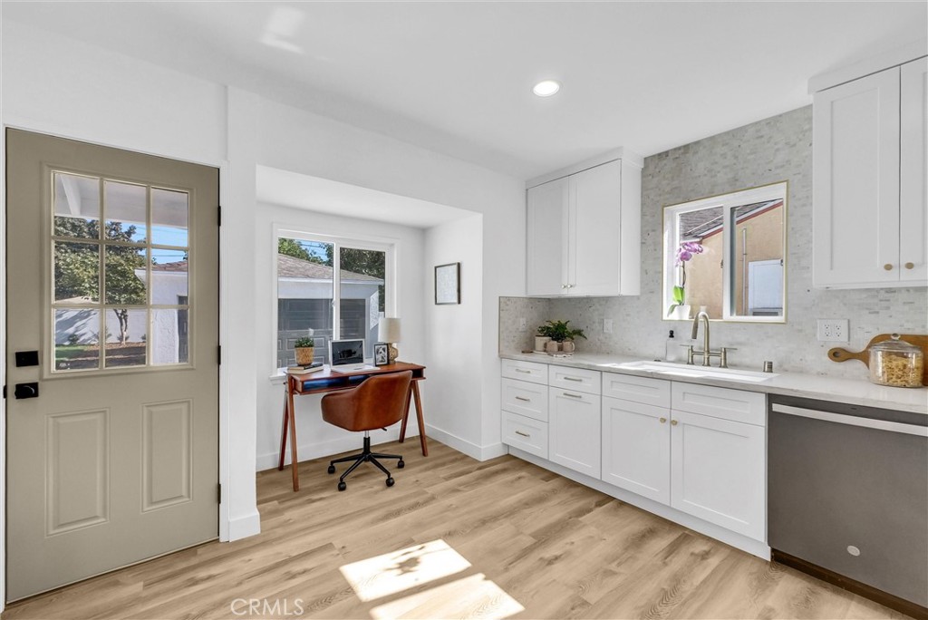 Wrigley Area (WR) - Residential