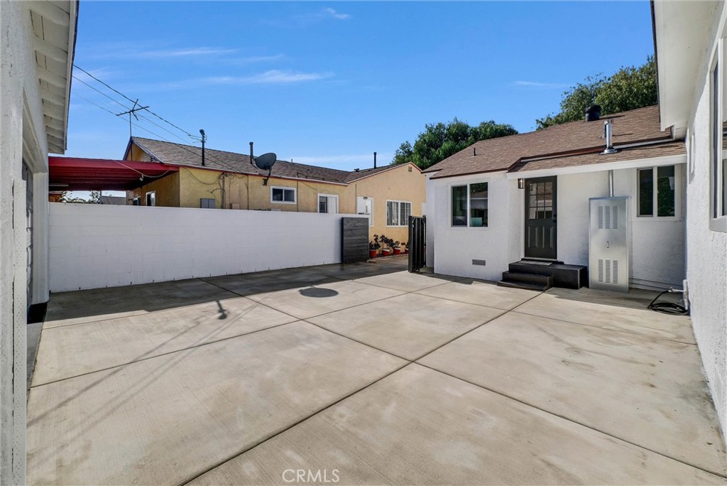 Wrigley Area (WR) - Residential