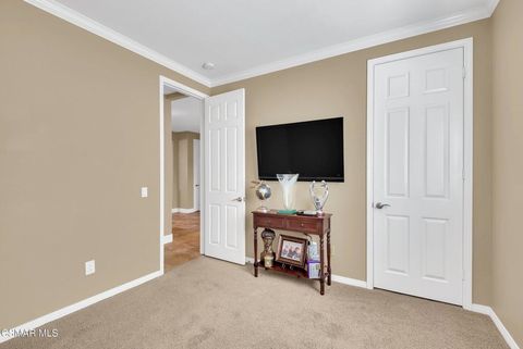 Tiny photo for 645 Corte Estrella, Camarillo, CA 93010 (MLS # 226003239)