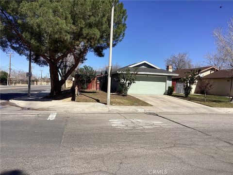 1305 Avnue J3 Lancaster CA 93535