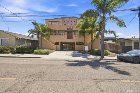 Tiny photo for 340 Ocean View AVE #C, Pismo Beach, CA 93449 (MLS # FR26197110)