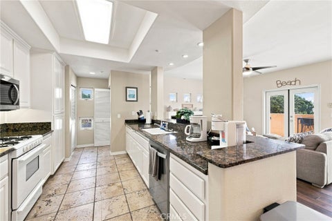 Tiny photo for 340 Ocean View AVE #C, Pismo Beach, CA 93449 (MLS # FR26197110)