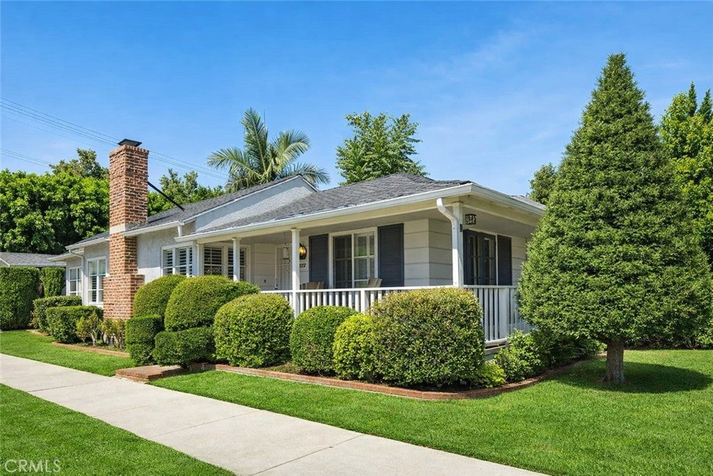 4603 Longridge