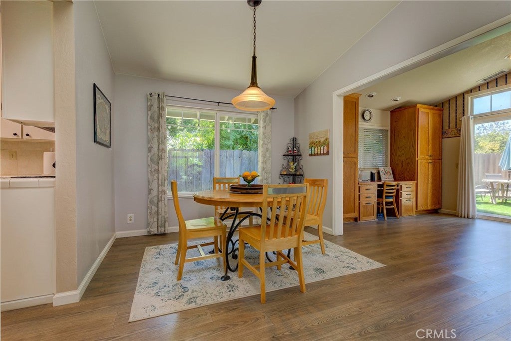 6 Creekwood Court