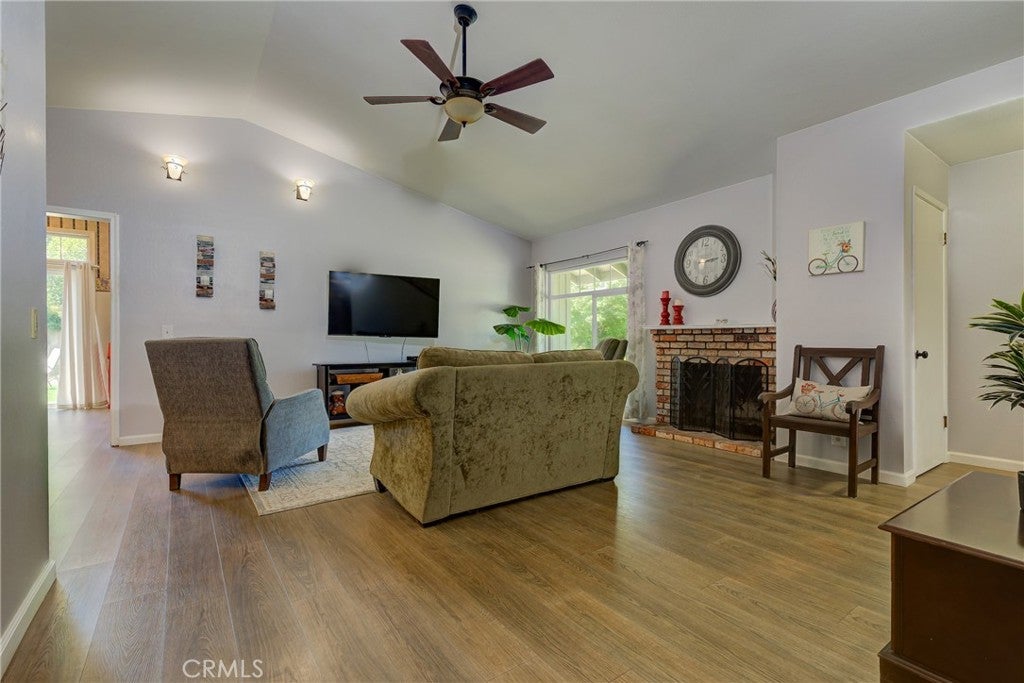 6 Creekwood Court