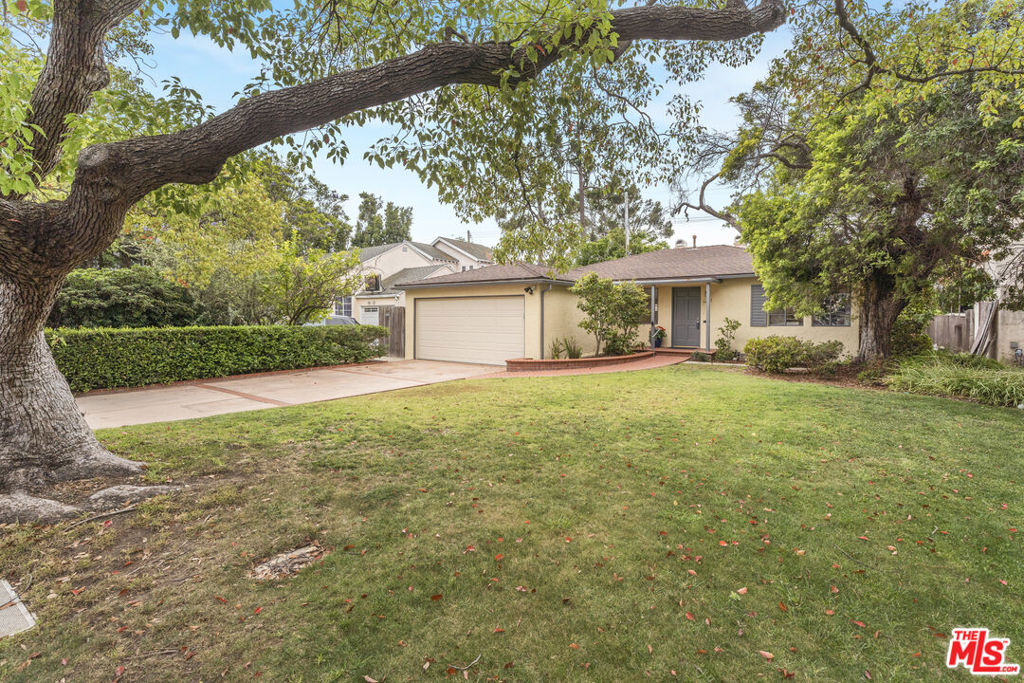 3461 Military Avenue