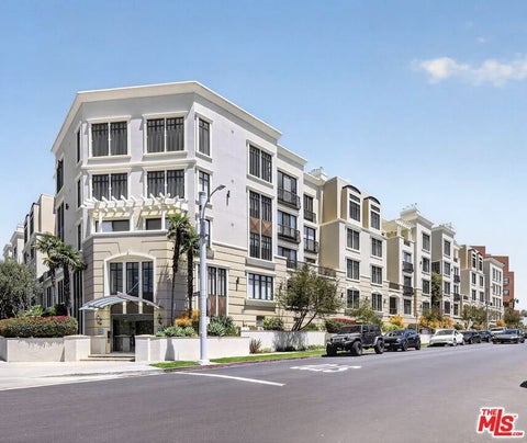 Photo of 11847 Gorham Avenue #112, Los Angeles, CA 90049 (MLS # 26857457)