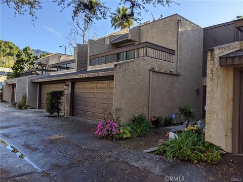 Photo of 822 W Foothill Boulevard #C, Monrovia, CA 91016 (MLS # SR26122111)