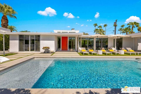 Photo of 2248 E Amado Road, Palm Springs, CA 92262 (MLS # 26990493PS)