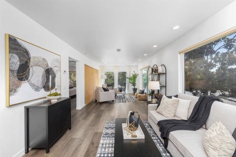 Photo of 540 Hawthorn ST #1A, San Diego, CA 92101 (MLS # 260025570SD)
