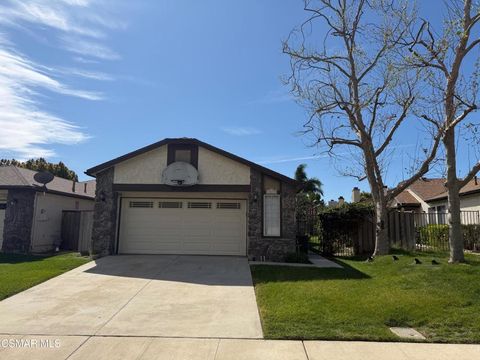 Photo of 14640 Marymount Street, Moorpark, CA 93021 (MLS # 226001273)