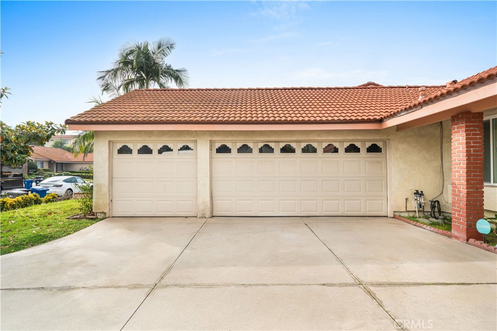 21039 Glenwold Drive