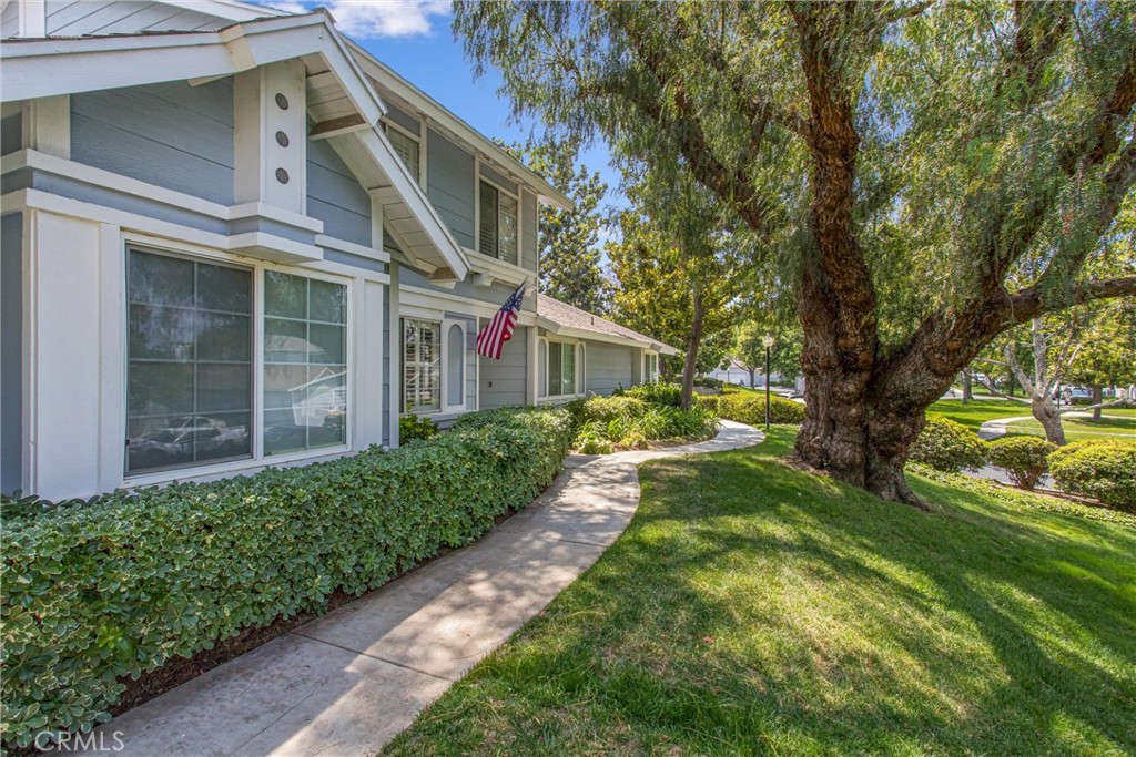 25852 Sunrise Way