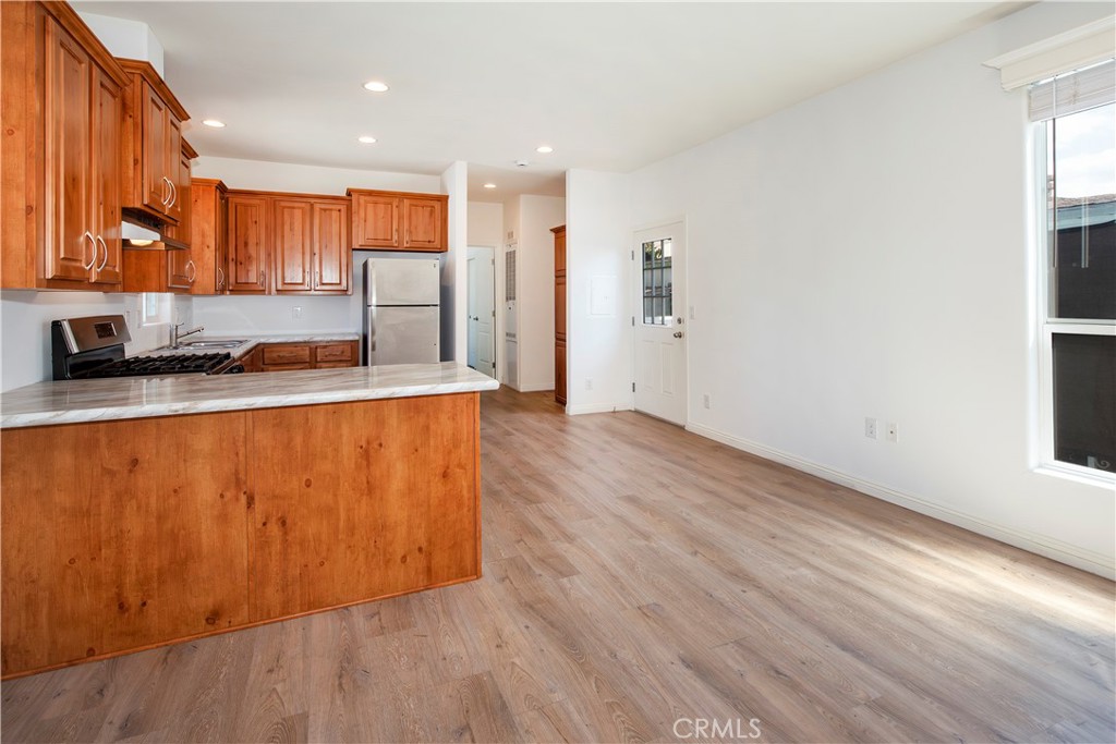 520 Pine Avenue 22