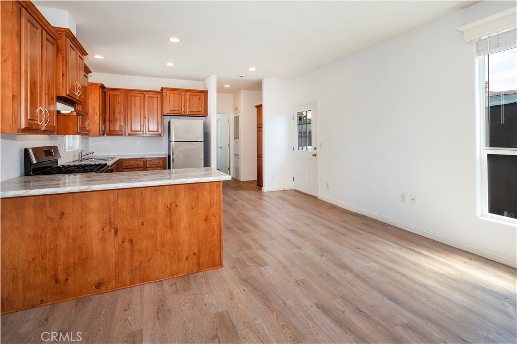 520 Pine Avenue 22