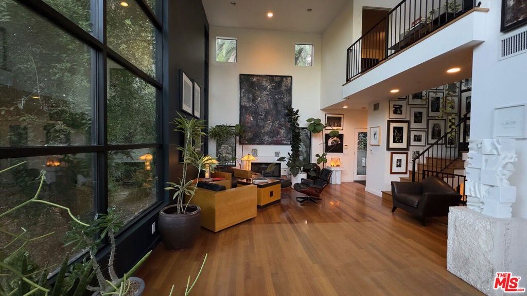 4080 Camino Real, Los Angeles CA 90065
