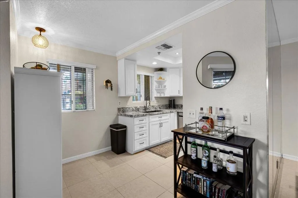 Palm Springs, California 92264, United States, 1 Bedroom Bedrooms, ,1 BathroomBathrooms,Residential,Active,208173