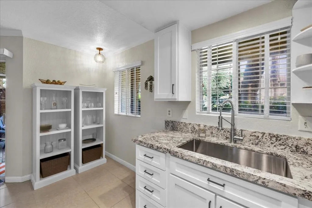 Palm Springs, California 92264, United States, 1 Bedroom Bedrooms, ,1 BathroomBathrooms,Residential,Active,208173