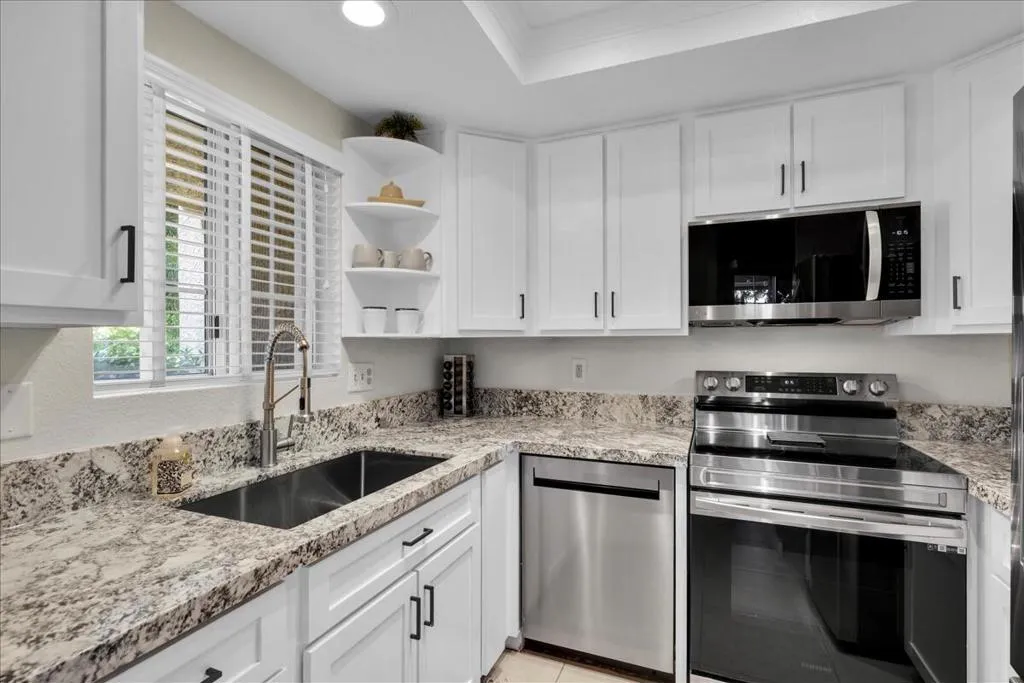 Palm Springs, California 92264, United States, 1 Bedroom Bedrooms, ,1 BathroomBathrooms,Residential,Active,208173