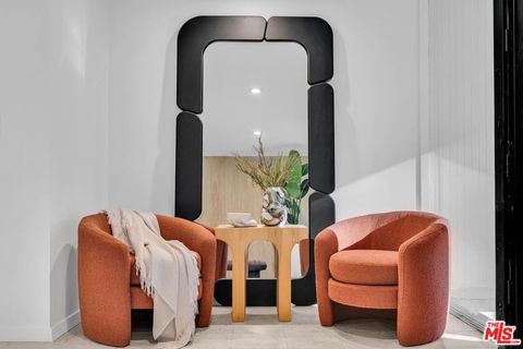 Photo of 802 N Crescent Drive, Beverly Hills, CA 90210 (MLS # 25615857)