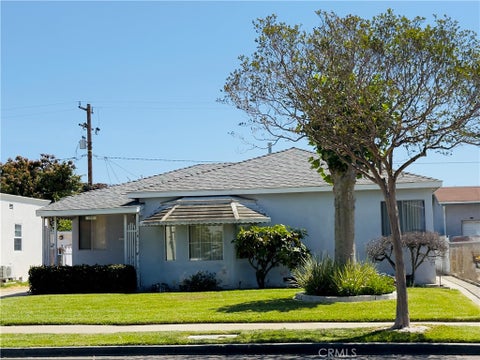 Photo of 1615 S Van Ness AVE, Santa Ana, CA 92707 (MLS # PW26089812)
