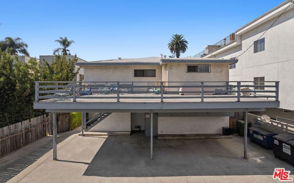 3636 Mentone Avenue