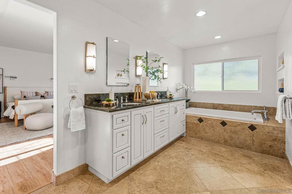 Rancho Santa Fe - Residential