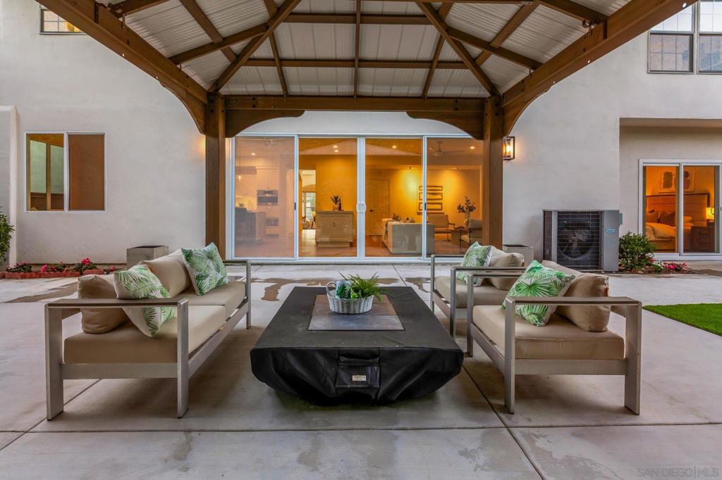 Rancho Santa Fe - Residential
