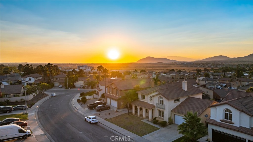 15453 La Casa Drive