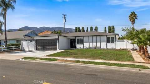 Photo of 2288 Avenida Del Vista Vis, Corona, CA 92882 (MLS # IG26099056)