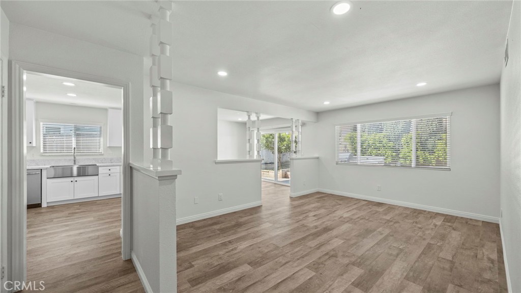 2288 Avenida Del Vista