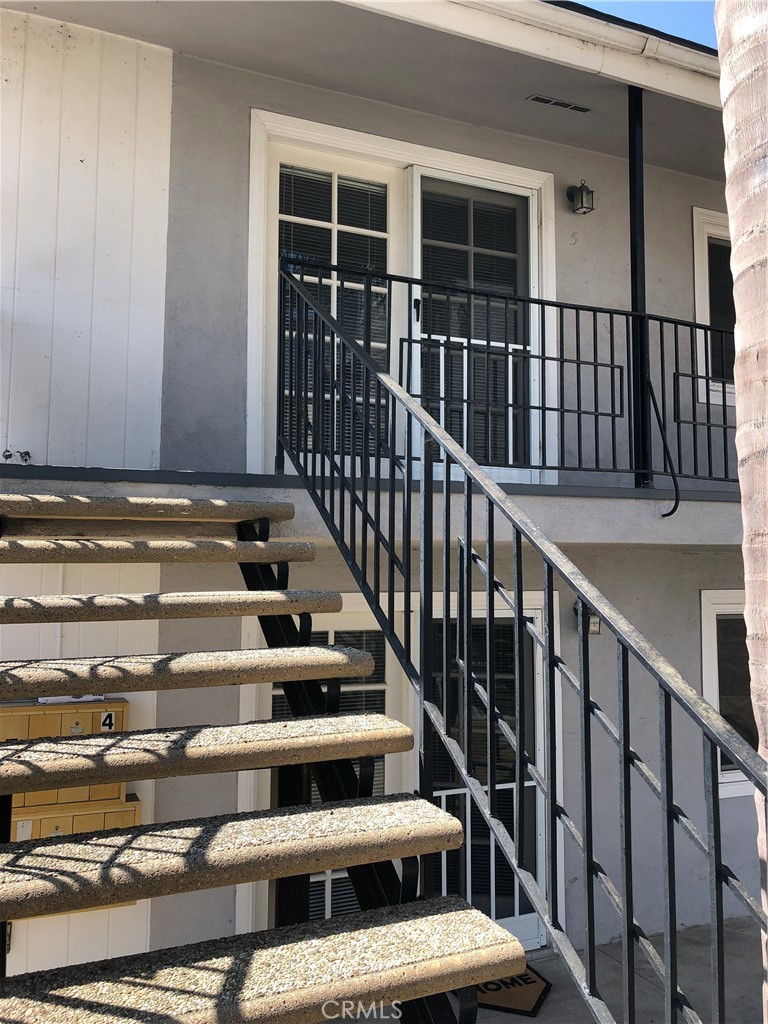 409 California Street 5