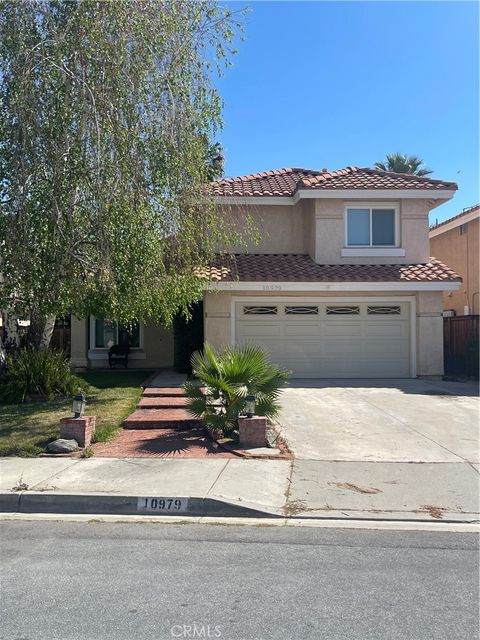 Photo of 10979 Applewood Lane, Yucaipa, CA 92399 (MLS # IG26078669)