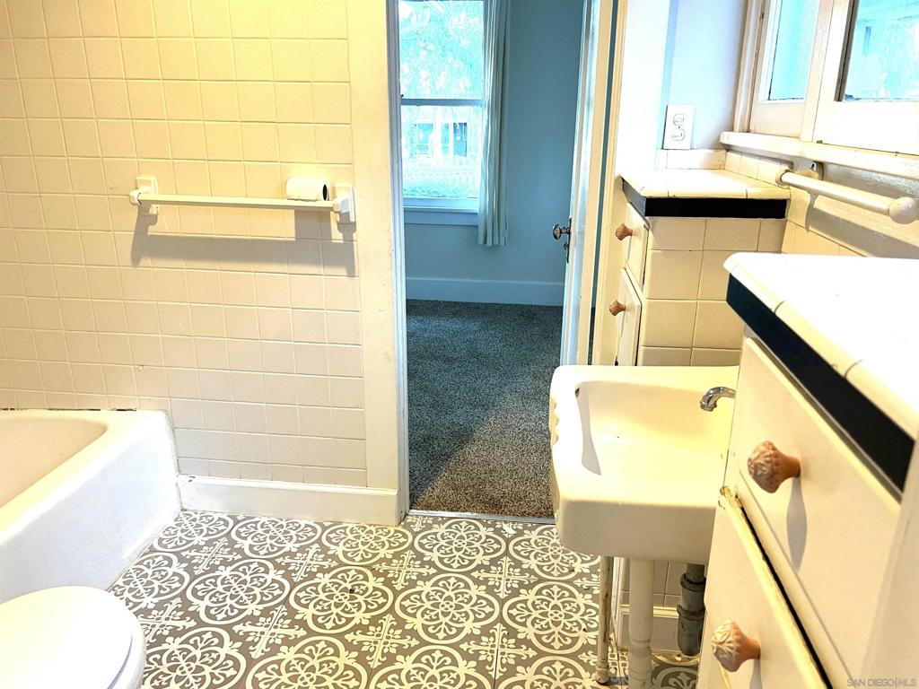 South Escondido - Residential Lease