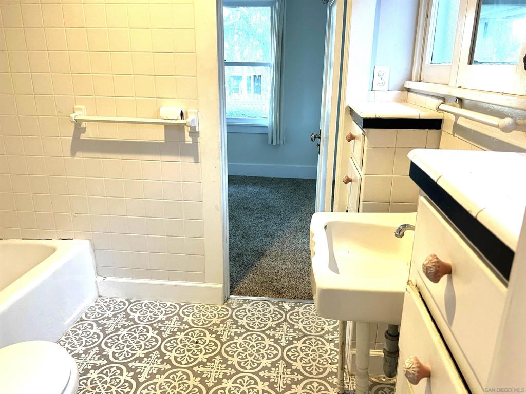 South Escondido - Residential Lease