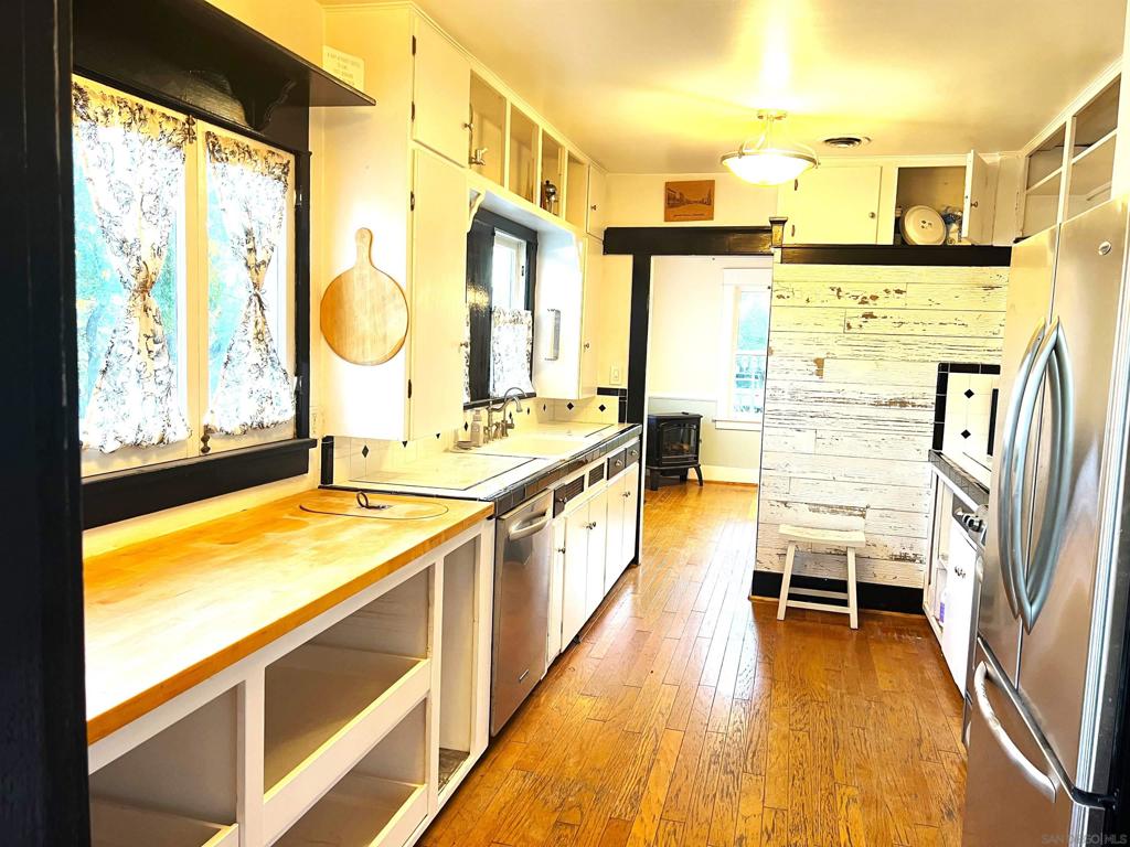 South Escondido - Residential Lease