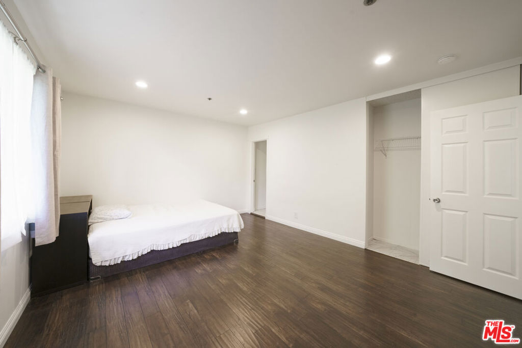 29641 S Western Avenue 417