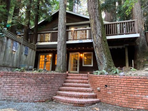 Photo of 17960 Apache Trail, Los Gatos, CA 95033 (MLS # ML82040835)