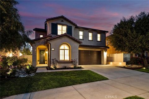 Photo of 17111 Silk Tree WAY, Canyon Country, CA 91387 (MLS # SR26104655)
