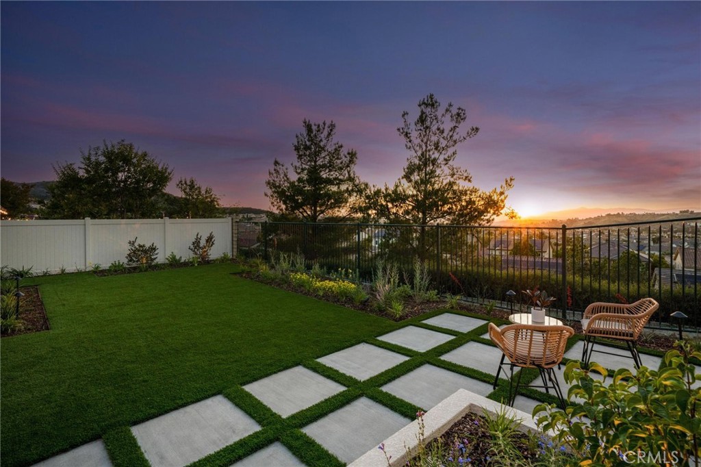 17111 Silk Tree Way