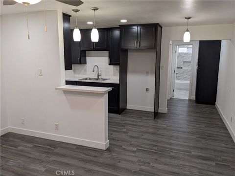 Photo of 1708 Pine Avenue #3, Long Beach, CA 90813 (MLS # PW26100652)