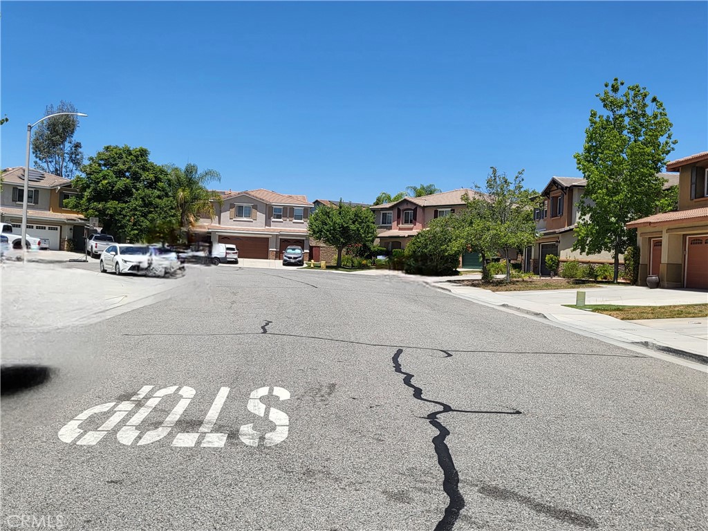 53020 Climber Court