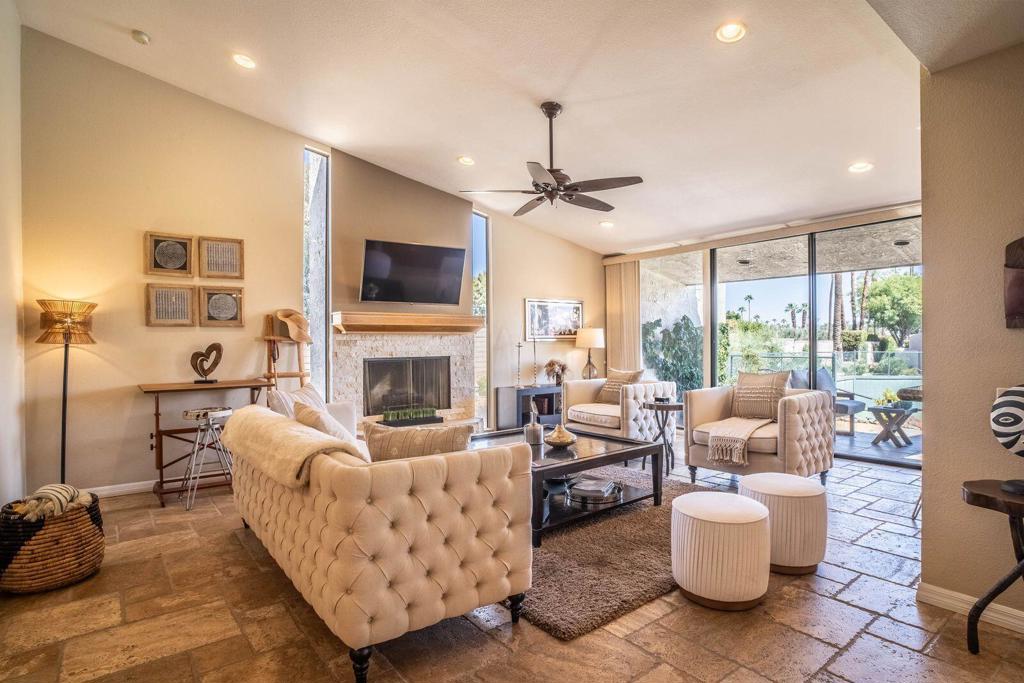 Dorado Villas - Residential