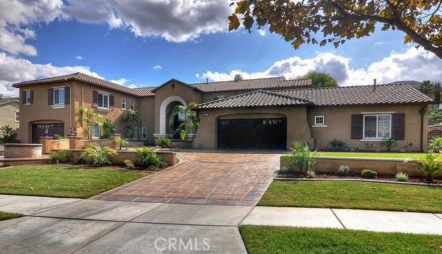 1030 Lowry Ranch
