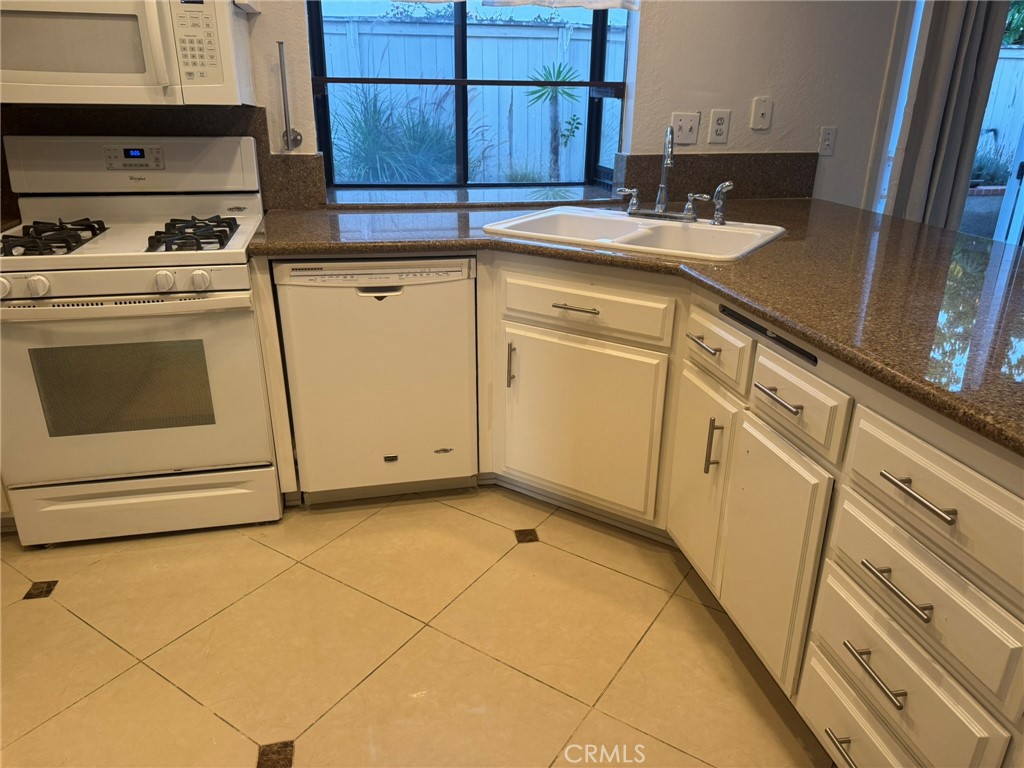 Sterling Heights (SRL) - Residential Lease