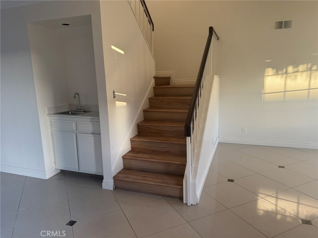 Sterling Heights (SRL) - Residential Lease